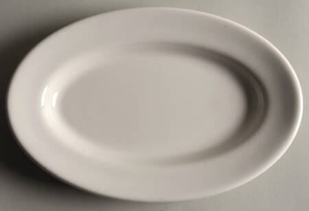 Buffalo China (Buffalo Backstamp) 9" Oval Serving Platter