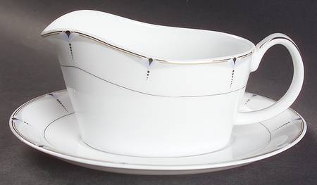 Juilliard Gravy Boat & Underplate