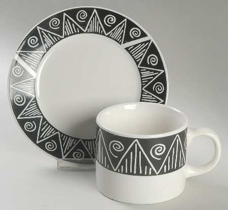 Shadow Flat Cup & Saucer Set