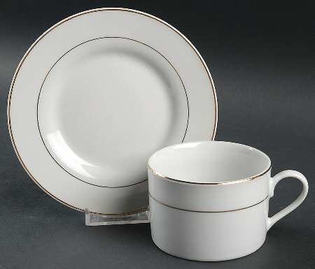 Splendid Gold Flat Cup & Saucer Set