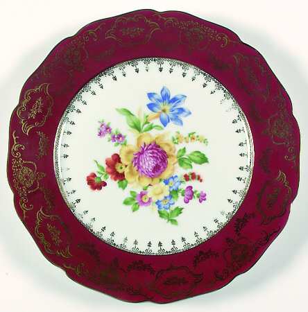 661-3477 Maroon Dinner Plate