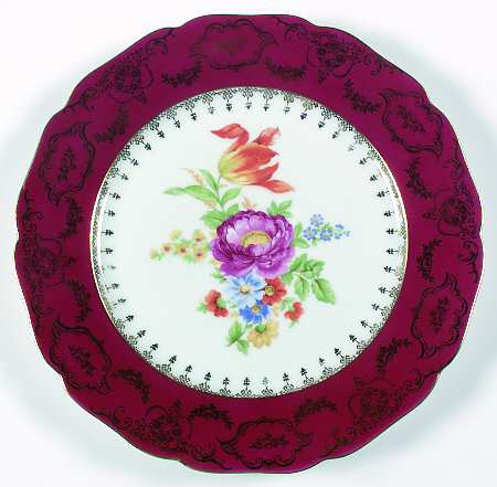 661-3477 Maroon Dinner Plate