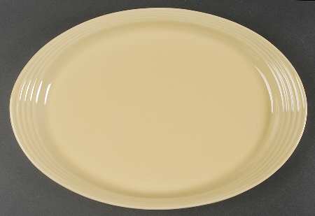 Culinaria Pound Cake (Light Yellow) 14" Oval Serving Platter