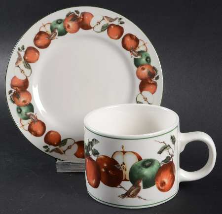 Apples & Warblers Flat Cup & Saucer Set