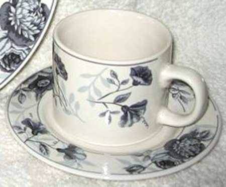 Rose Song Flat Cup & Saucer Set