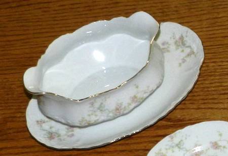 OSG325 Gravy Boat & Underplate