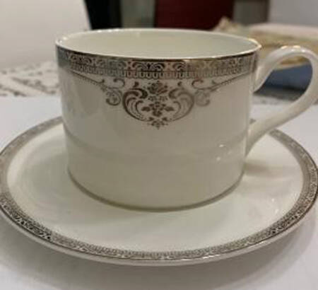 Michelangelo Flat Cup & Saucer Set