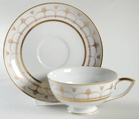 Crescent Footed Cup & Saucer Set