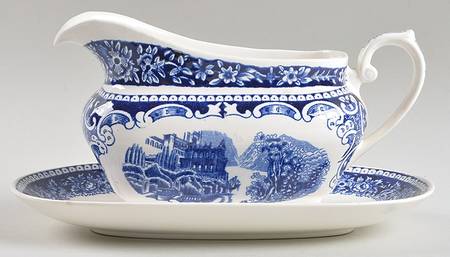 Cambridge Old England Blue Gravy Boat with Attached Underplate