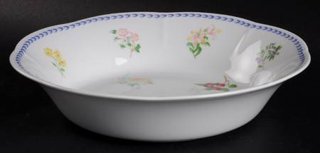 Jardina 9" Round Vegetable Bowl