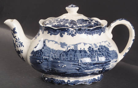 Avon Scenes Blue Teapot & Lid
