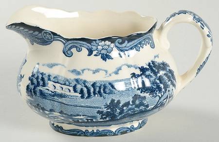 Avon Scenes Blue Creamer