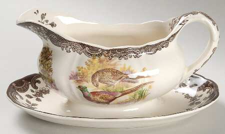 Gravy Boat with Attached Underplate