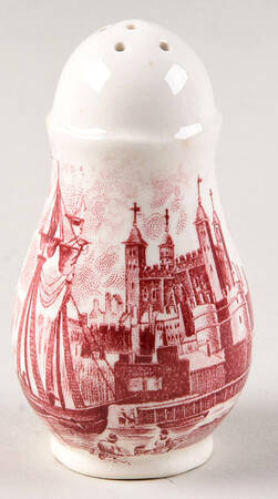 Thames River Scenes Pink Pepper Shaker