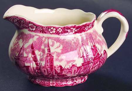 Thames River Scenes Pink Creamer