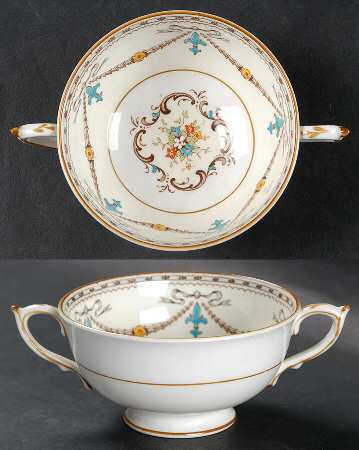 Beaupre Footed Cream Soup Bowl