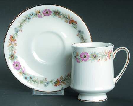 Belinda Footed Cup & Saucer Set