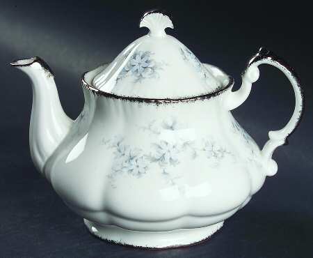 Brides Choice Small Teapot & Lid