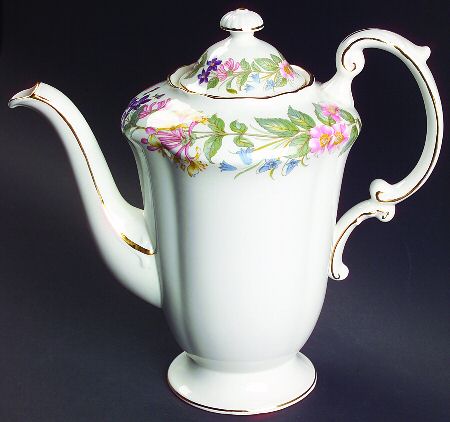 Country Lane (Scalloped Flat Rim) Coffee Pot & Lid