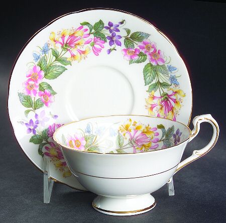 Country Lane (Scalloped Flat Rim) Footed Cup & Saucer Set