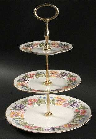 Country Lane (Scalloped Flat Rim) 3-Tiered Serving Tray (DP, SP, BB)