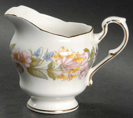Country Lane (Scalloped Flat Rim) Mini Creamer