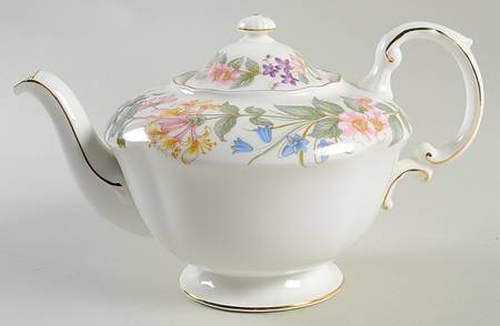 Country Lane (Scalloped Flat Rim) Small Teapot & Lid