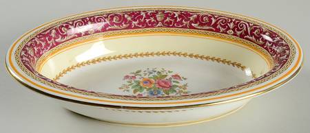 Corinthian Maroon (Gold Trim) 10" Oval Vegetable Bowl