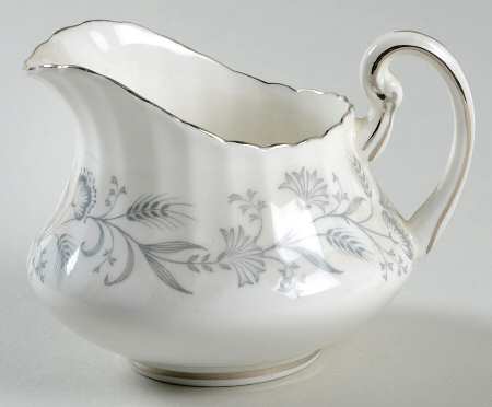 Cornfield (Platinum Trim) Creamer