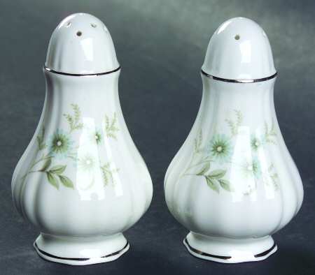 Debutante Salt & Pepper Set
