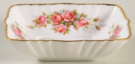 Elizabeth Rose Small Square Sweet Meat Dish