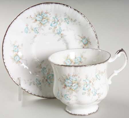 Fleurette Footed Cup & Saucer Set