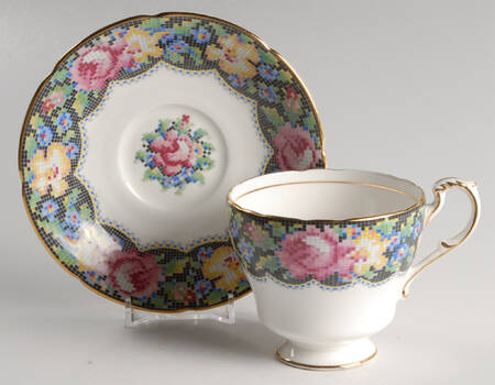Gingham Rose Footed Cup & Saucer Set