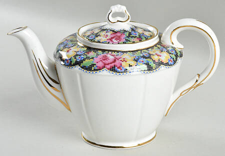 Gingham Rose Teapot & Lid