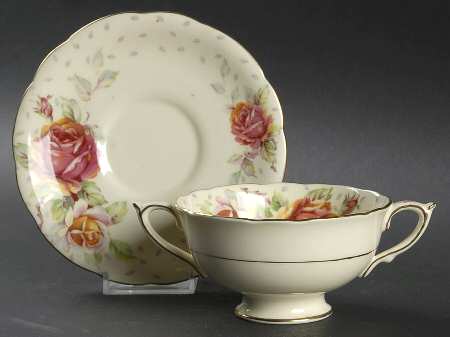 Golden Emblem (Cream) Footed Cream Soup Bowl & Saucer Set