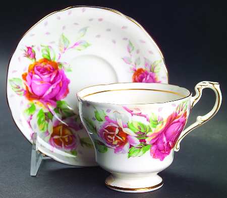 Golden Emblem (White) Footed Cup & Saucer Set