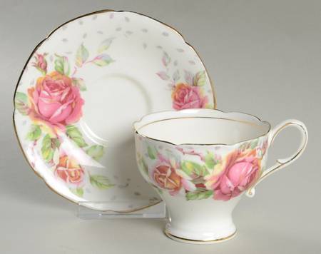 Golden Emblem (White) Footed Cup & Saucer Set