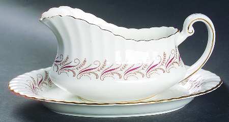Harmony Red Gravy Boat & Underplate/Relish