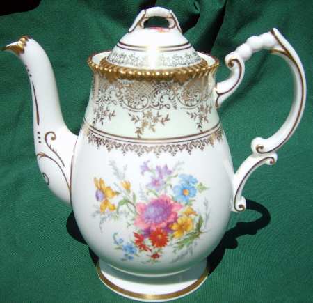 Hyde Park Coffee Pot & Lid