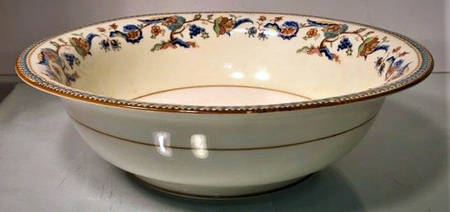 Jacobean 9" Round Vegetable Bowl