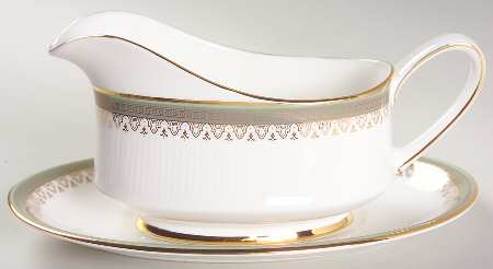Kensington Gravy Boat & Underplate