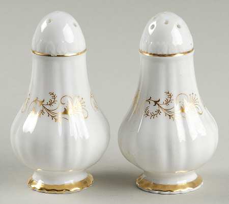 Lafayette Salt & Pepper Set