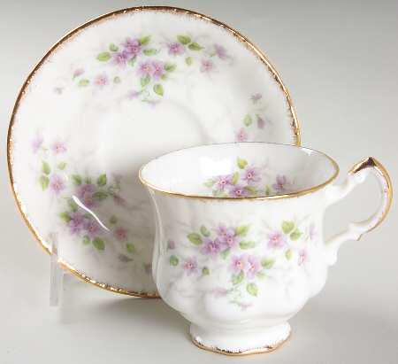 Malandi Footed Cup & Saucer Set