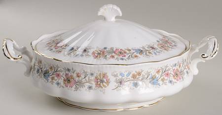 Meadowvale Round Covered Vegetable