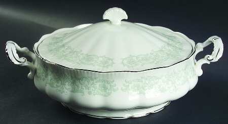 Melanie Round Covered Vegetable