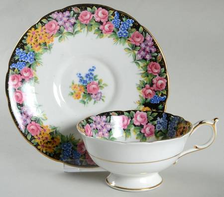Old English Garden Footed Cup & Saucer Set