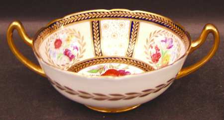8902 (Scalloped) Footed Cream Soup Bowl