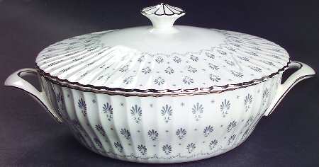 Regency Print Round Covered Vegetable
