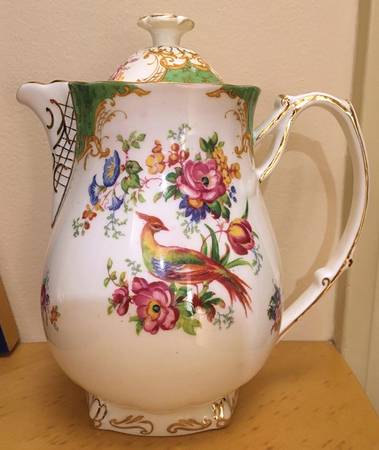 Rockingham Green Hot Water Jug & Lid