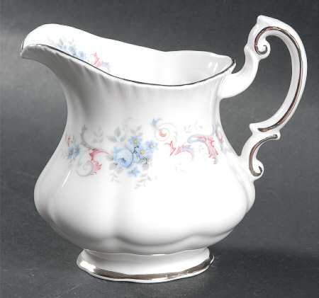 Romance Creamer